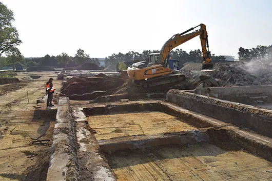 Bodenabtrag Betonkomplex Fliegerhorst Manching